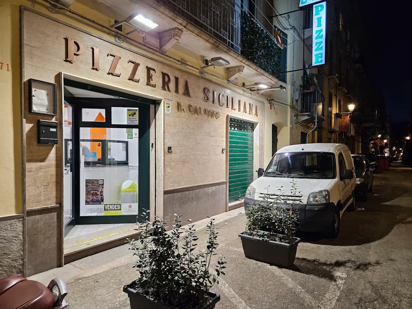 Pizzeria Calvino Sign